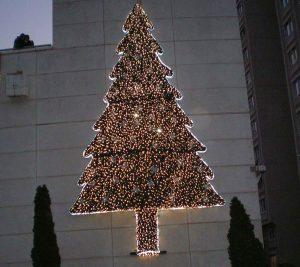 LED IŞIKLI YILBAŞI ÇAM AĞACI ÜRETİMİ